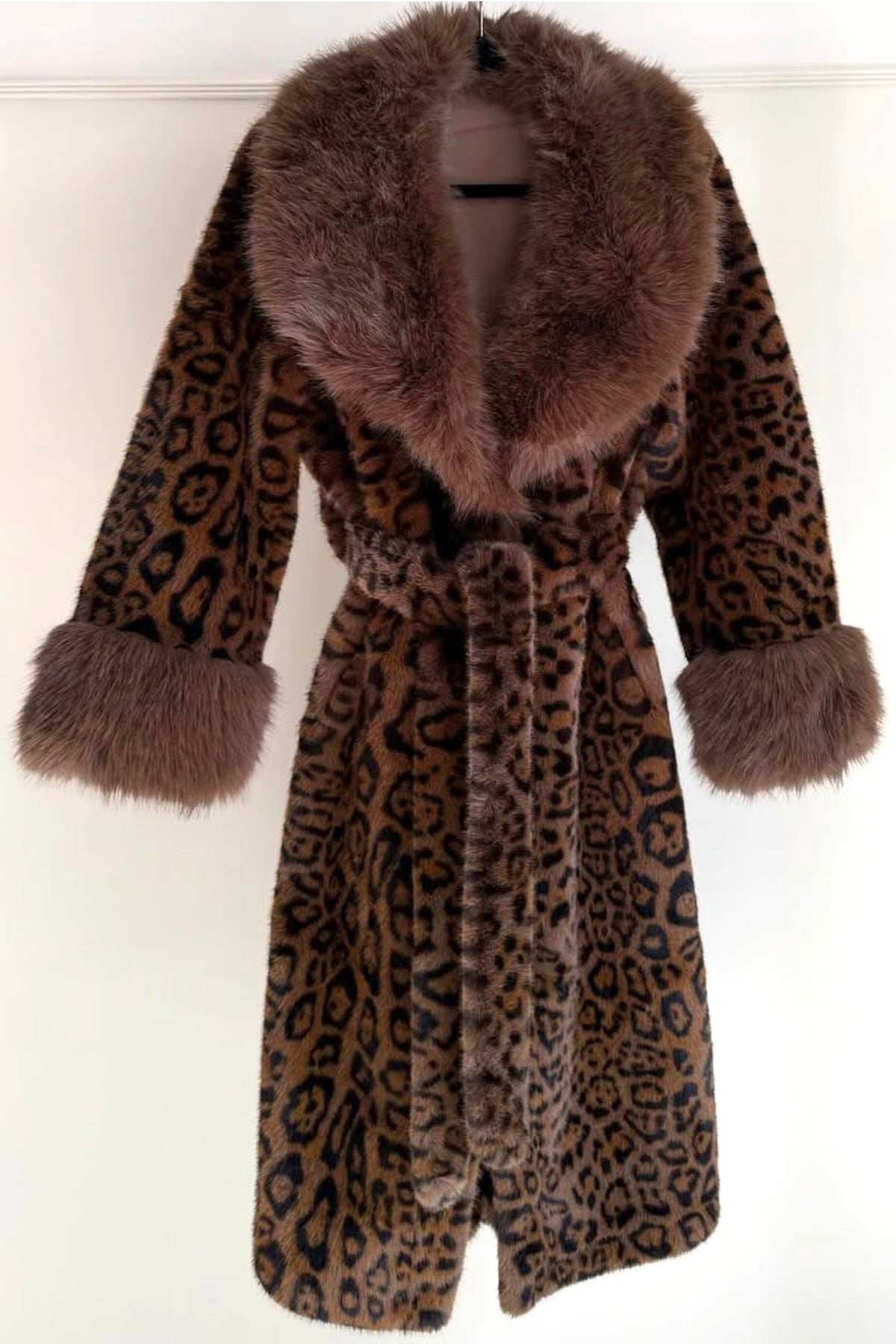 Leopar uzun kürk