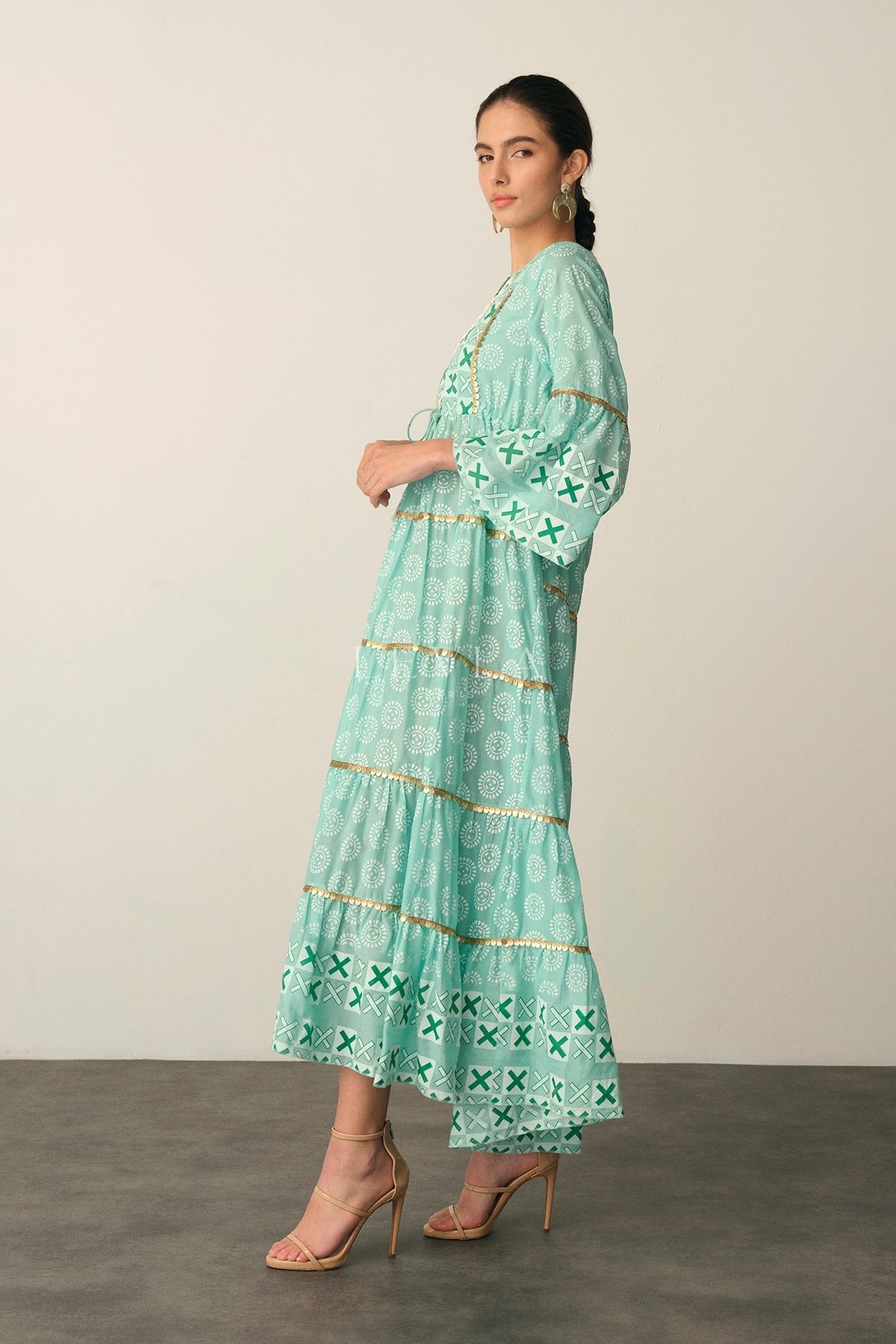 Asma Long Dress - Long dress with details - Camel