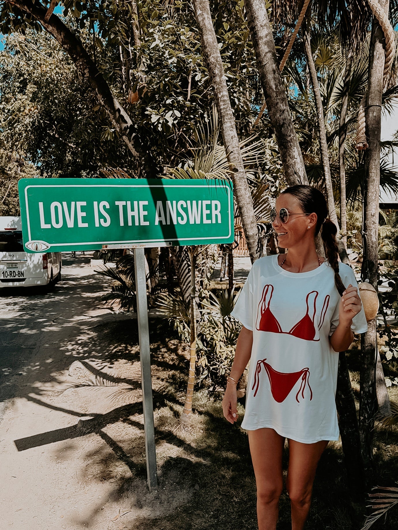 CAPRI BEACH T-SHIRT