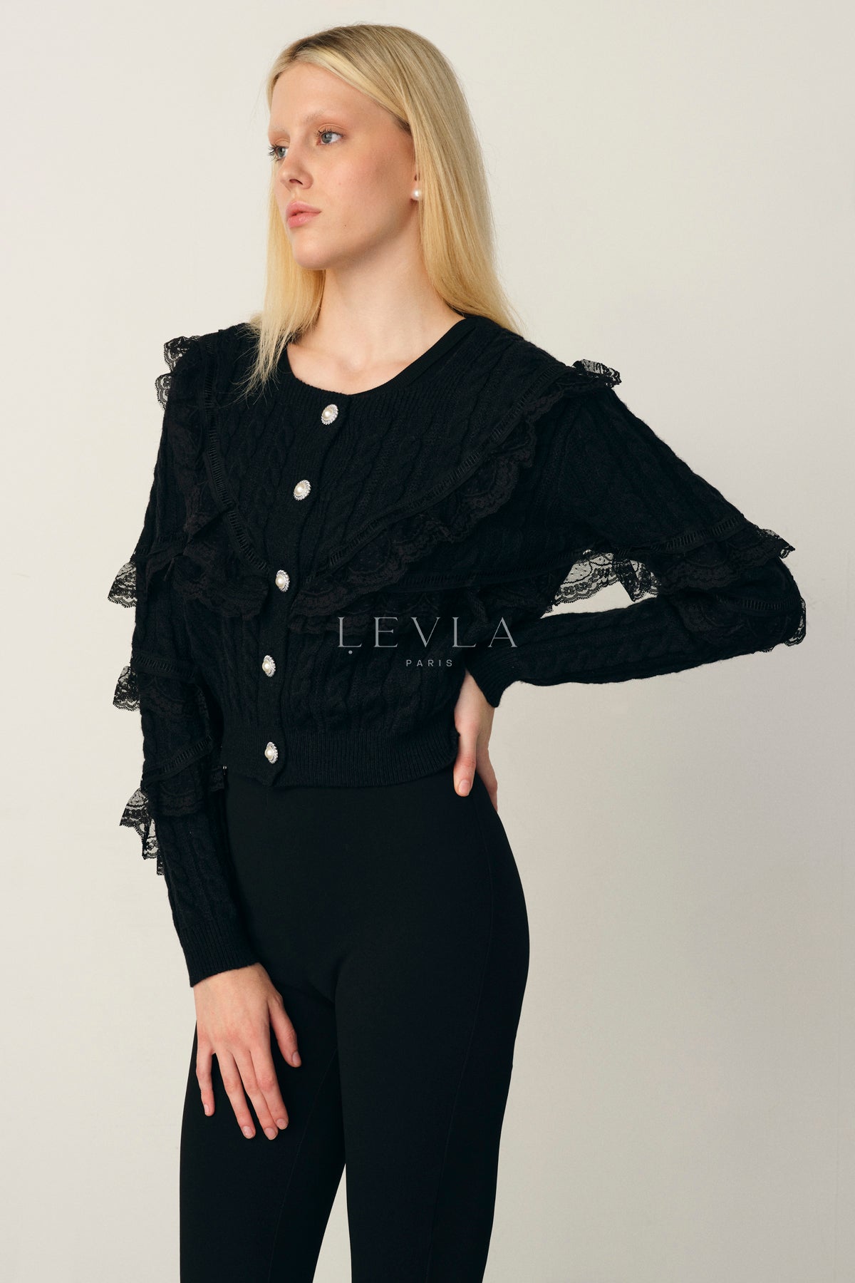 BUTTONED CARDIGAN-SWEATER