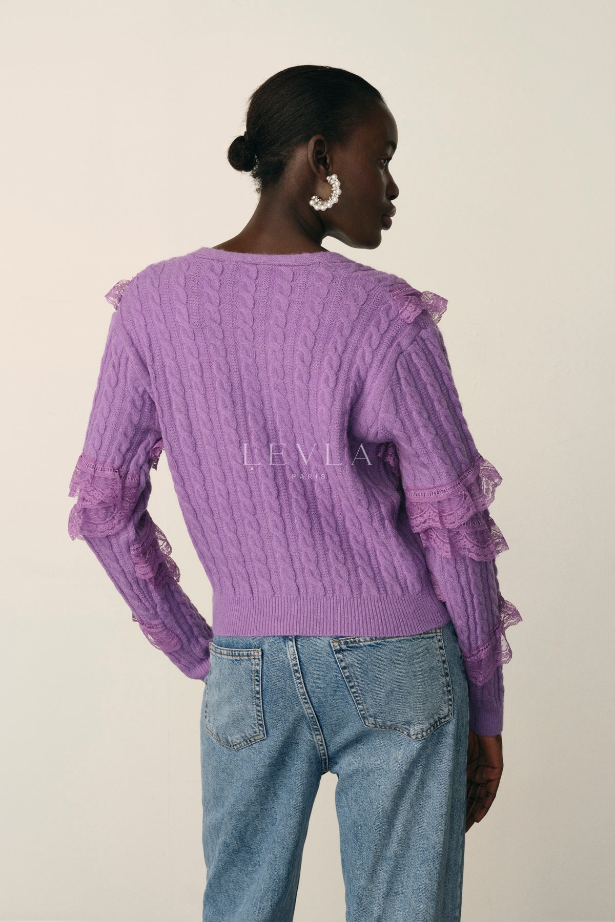 BUTTONED CARDIGAN-SWEATER