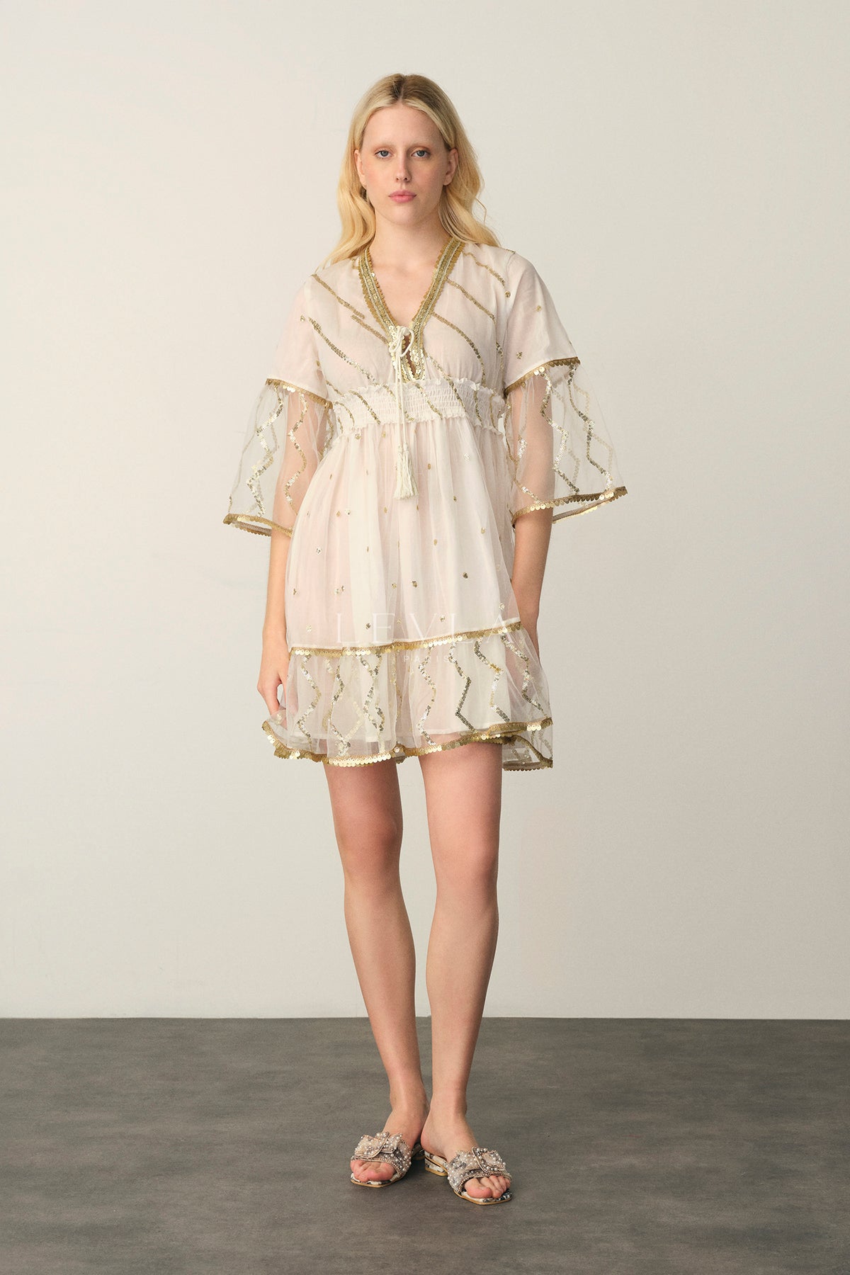 Neta Dress - Short dress with golden details - White