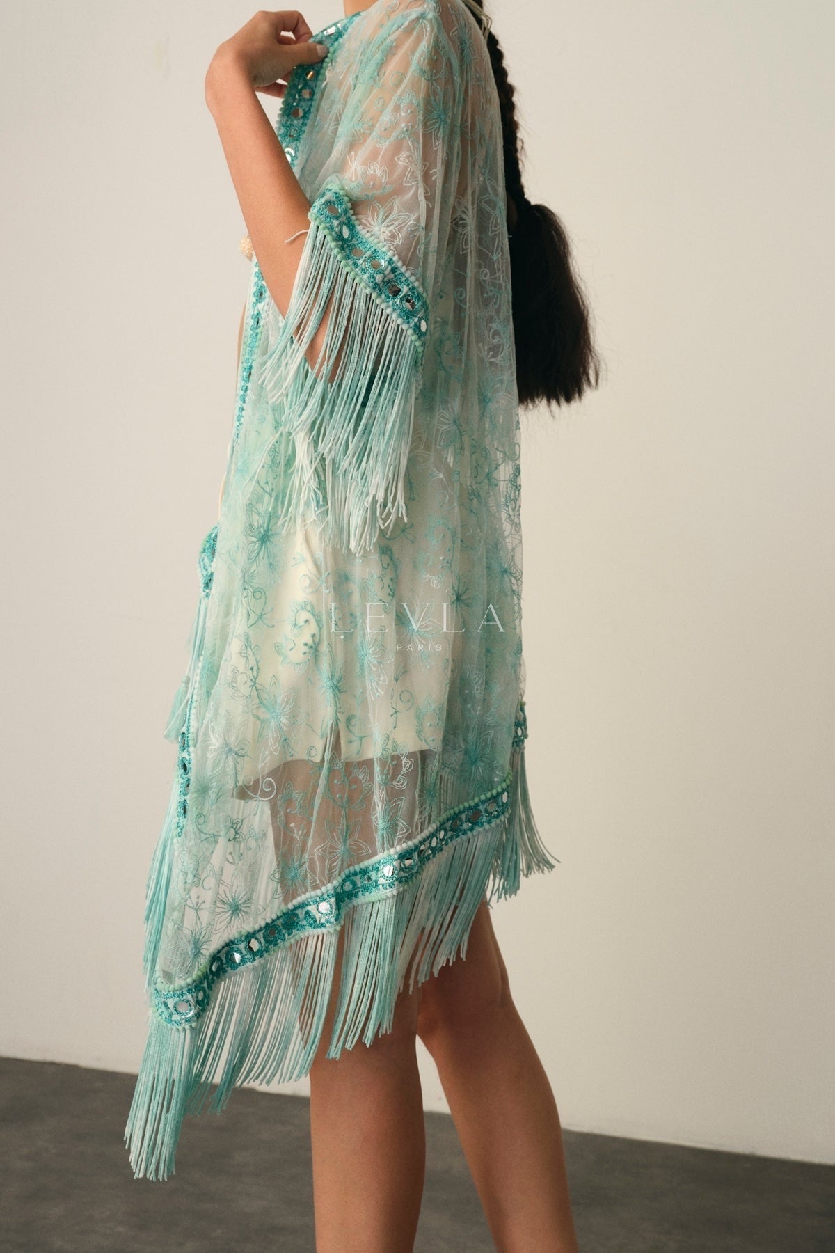 Dantel saçaklı kimono