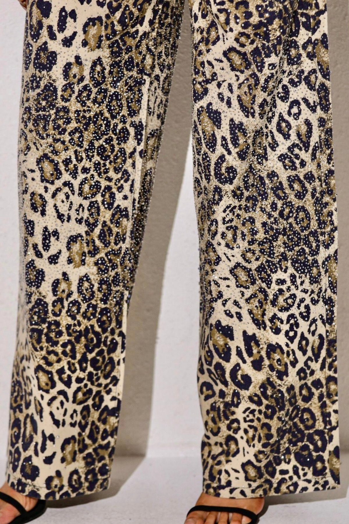 Taşlı premium yüksek bel leopar jean