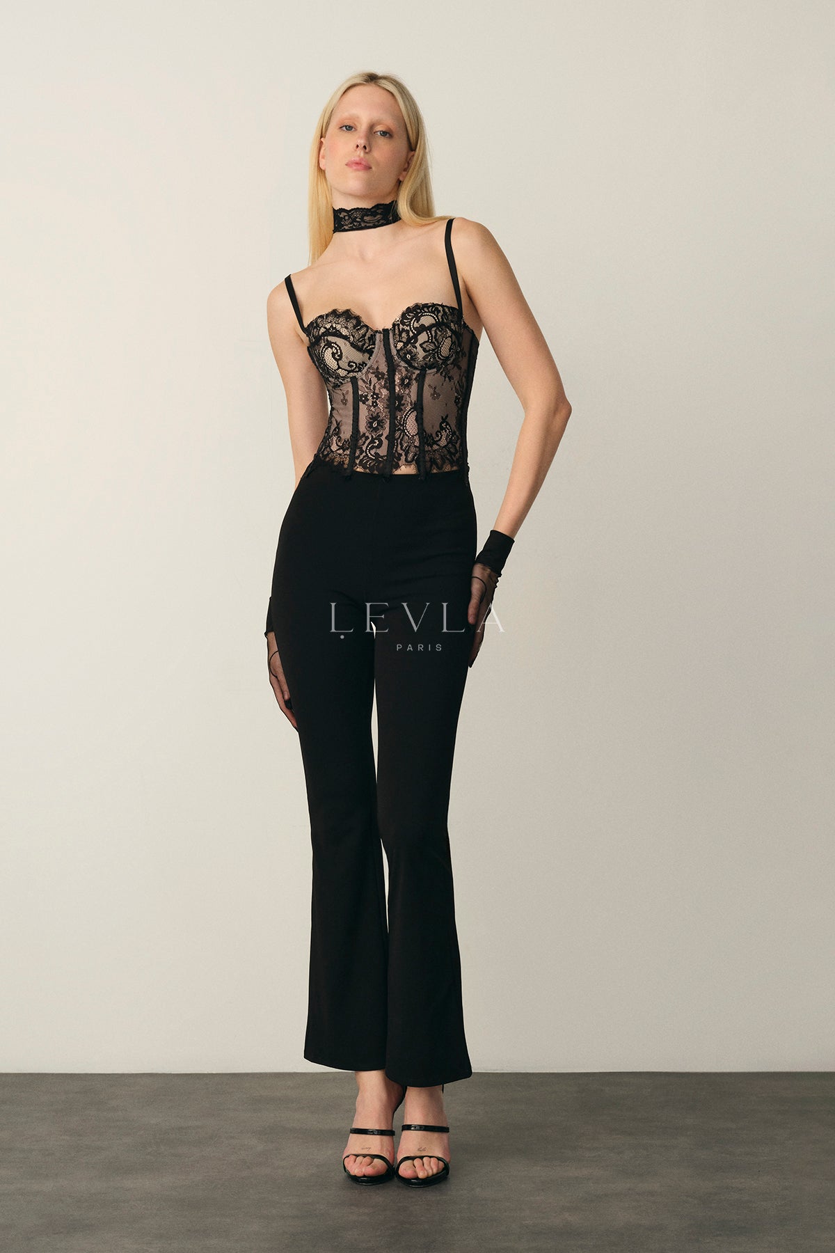 BUSTİYER - LEVLA PARIS